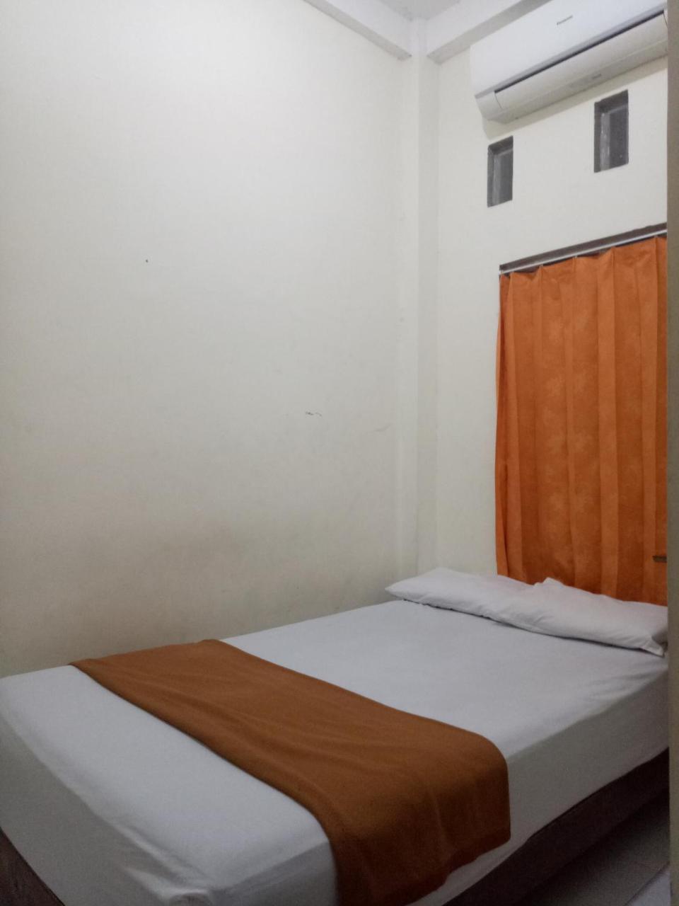 Losmen Fadel Malioboro Jogja Yogyakarta Exterior foto